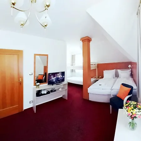 Hotell Hradec