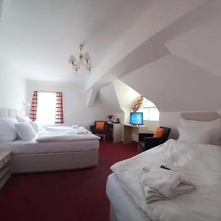 Hradec Hotell