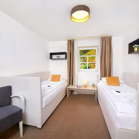 Готель Hradec Шпіндлерув-Млин