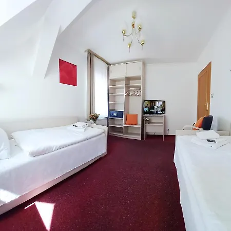 Hotell Hradec