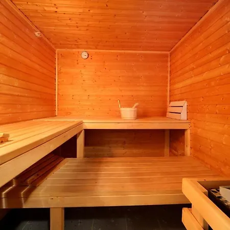 Hradec 3* Špindlerŭv Mlýn