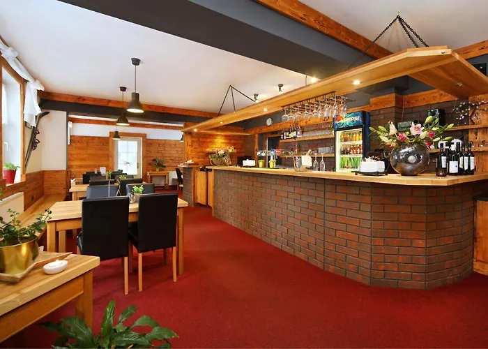 赫拉德茨酒店 3*